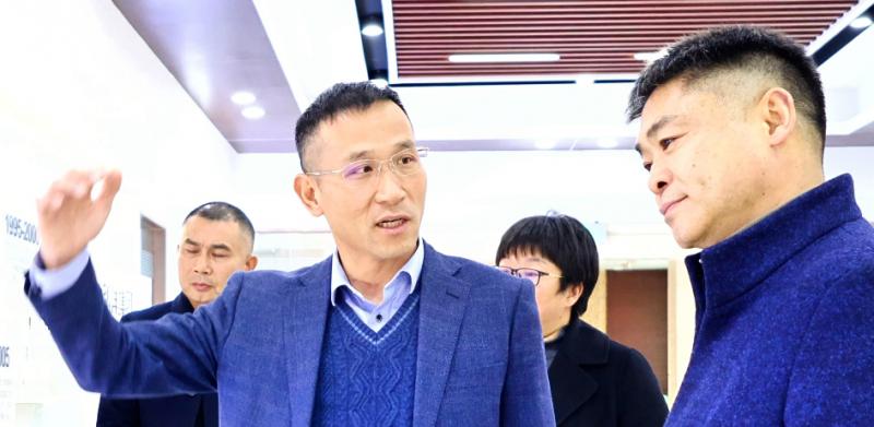合作无界·共赢无限 | 弘洋集团与宜化·安卅物流全面深化战略合作！